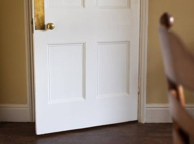 Czym wykończyć łuk drzwiowy aby całość wyglądała estetycznie?